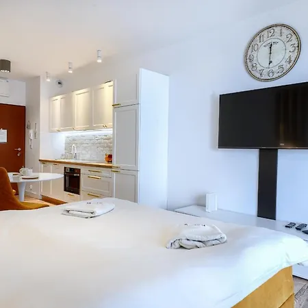 Apartment Mayad Warschau