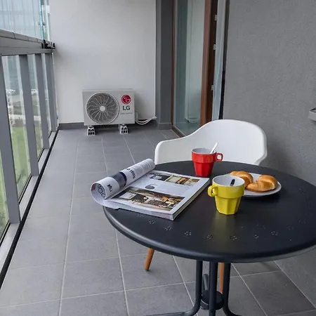 Apartamento Mayad Varsóvia