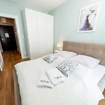 Apartment Mayad Warschau